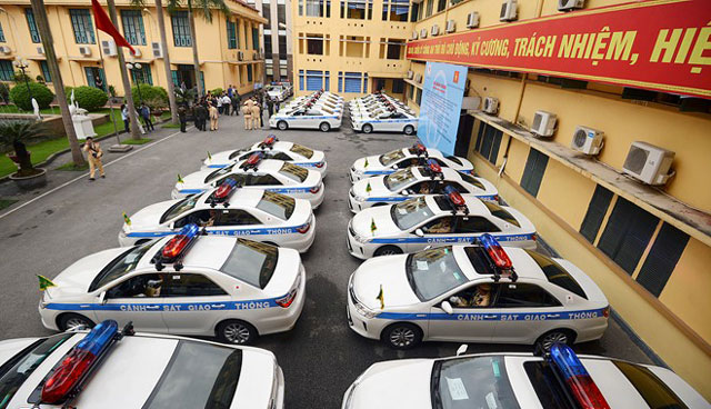 Ngắm dàn ô tô Toyota Camry (44 chiếc) do chính phủ Nhật Bản viện trợ cho công an Tp. Hà Nội