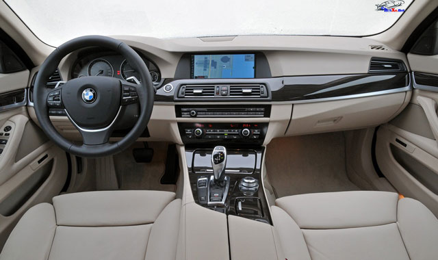 Bảng giá xe BMW 528i mới cập nhật
