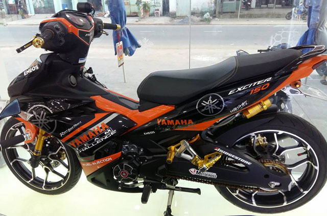 Yamaha Exciter 150 – “Soái ca” hơn với bộ tem mới