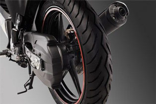 Giá xe máy Yamaha Exciter RC 135cc hiện nay