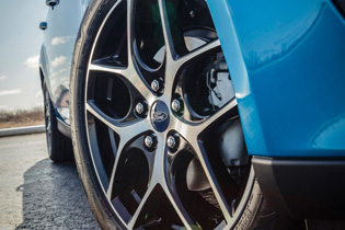 Bảng giá xe ô tô Ford Focus Hatchback mới cập nhật