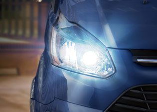 Bảng giá xe ô tô Transit Luxury của Ford