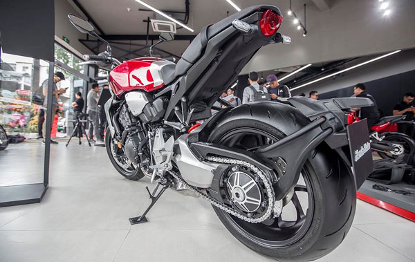 Đánh giá thông số kỹ thuật xe Honda CB1000R