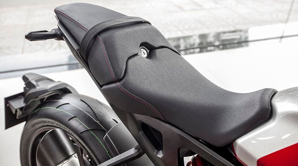 Đánh giá thông số kỹ thuật xe Honda CB1000R
