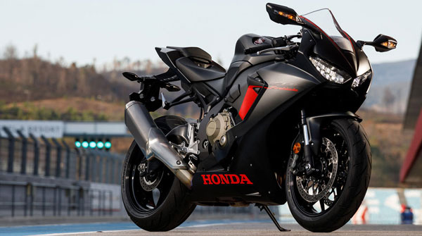 Đánh giá thông số kỹ thuật xe Honda CBR1000RR