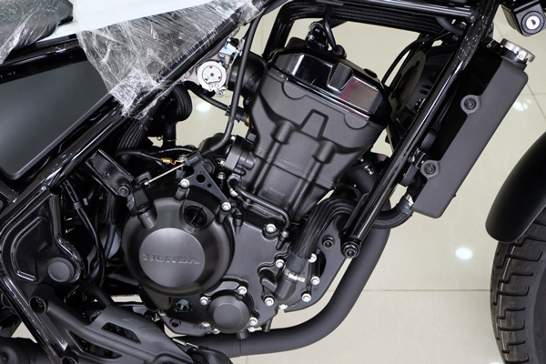 Honda Rebel 300 nhập ngoại giá 170 triệu chào sân Việt