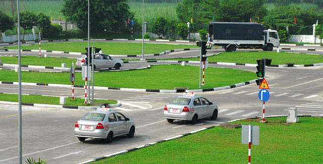 Địa điểm học lái xe B2 Hà Nội hiện nay