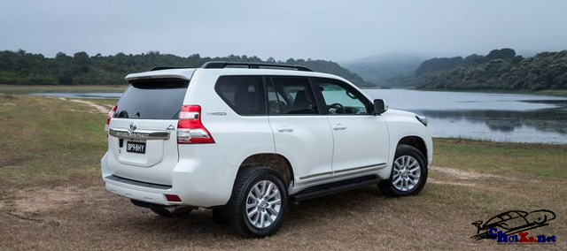 Toyota chính thức khai hỏa phiên bản đặc biệt Land Cruiser Prado Altitude 2017
