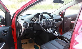 Bảng giá xe ô tô Mazda 2S AT mới nhất