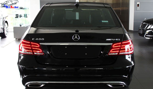 Bảng giá xe Mercedes E400 AMG mới cập nhật