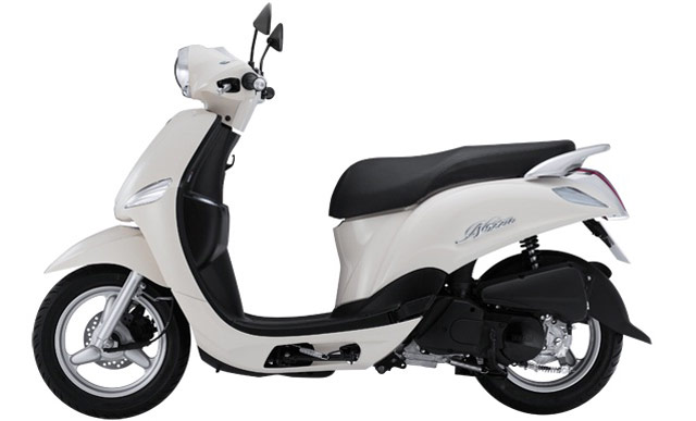 Hiện nay thì xe yamaha nozza có máy màu ?
