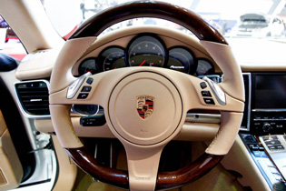 Bảng giá xe ô tô Panamera Manual của Porsche