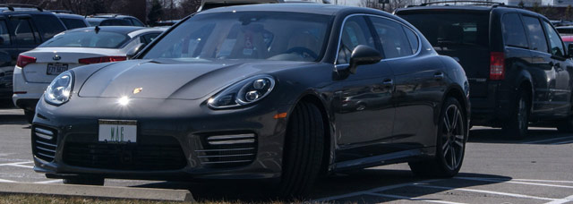 Bảng giá xe ô tô Panamera Turbo Executive của Porsche