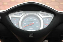 Bảng giá xe Honda SCR mới hiện nay