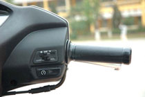 Bảng giá xe Honda SCR mới hiện nay