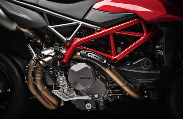 Siêu Moto Ducati về Việt Nam có giá bán hơn 450 triệu đồng