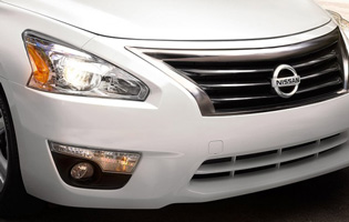 Bảng giá xe ô tô Teana 2.5L của Nissan