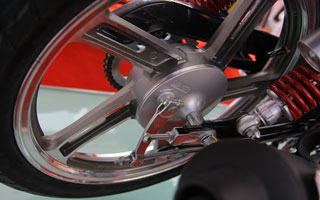 Bảng giá xe Thunder mới của Suzuki