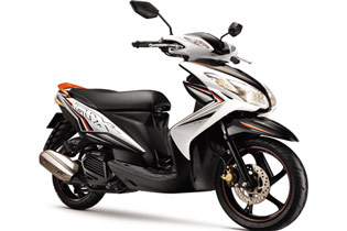 Xe Luvias GTX có phun xăng điện tử không?