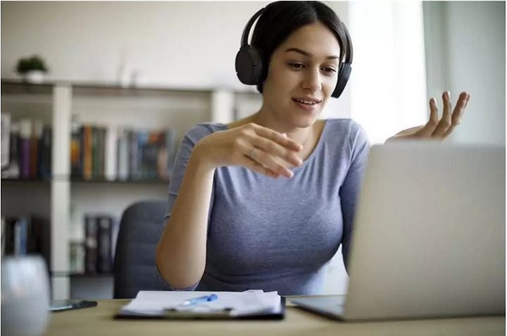 Cách chọn khóa học tiếng Anh online phù hợp cho người đi làm