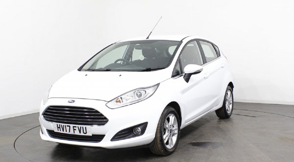 Ô tô mới 600 triệu đồng tốt nhất nên chọn mua xe nào?