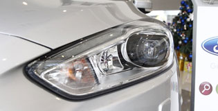 Bảng giá xe ô tô Ford Focus Hatchback mới cập nhật