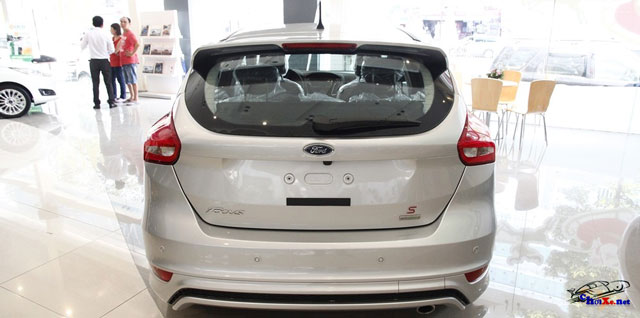 Bảng giá xe ô tô Ford Focus Hatchback mới cập nhật
