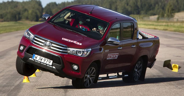 Công nghệ an toàn điện tử xe hơi có gì đặc biệt