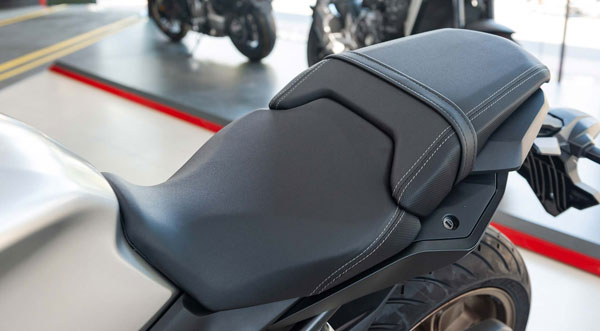 Đánh giá thông số kỹ thuật xe Honda CB650R