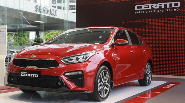 Ô tô mới 600 triệu đồng tốt nhất nên chọn mua xe nào?