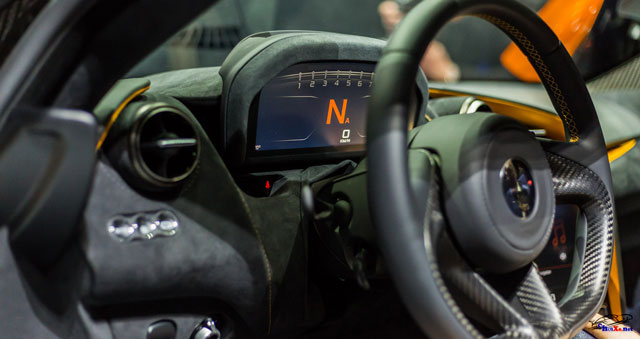 Siêu xe McLaren 720S – “Ngựa chứng” chính thức chào sân