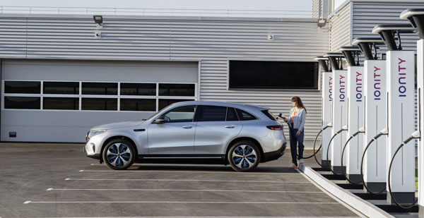 Mercedes Benz đầu tư 23 tỷ USD làm pin xe điện