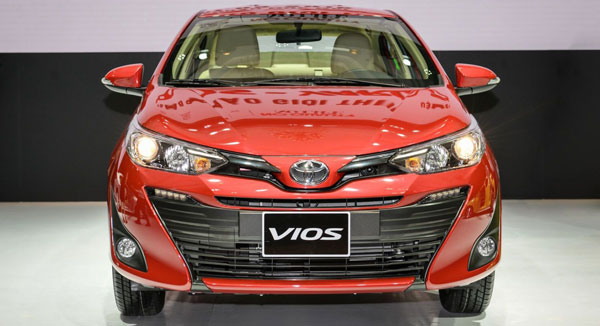 Ô tô mới 600 triệu đồng tốt nhất nên chọn mua xe nào?