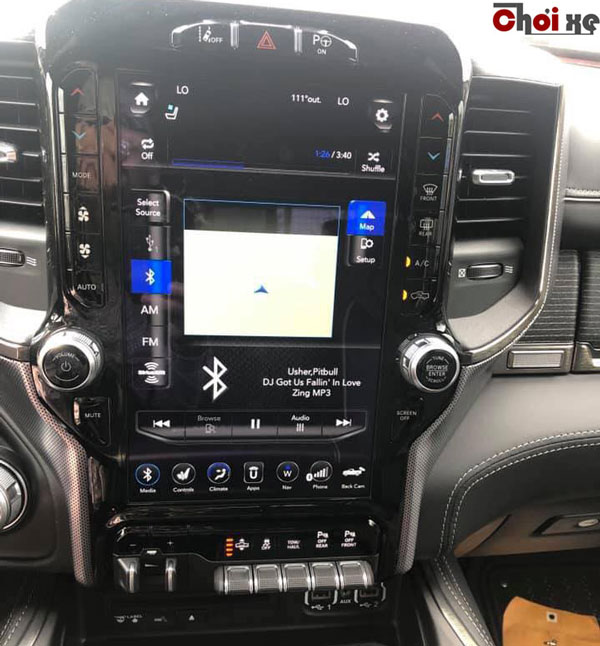 Sài Thành đón chiếc bán tải khủng Ram 1500 Limited đầu tiên