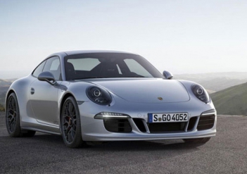 Porsche 911 GTS 2015: Thể thao và mạnh mẽ - Chơi Xe