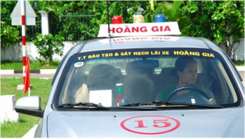 Có nên học lái xe ở Hoàng Gia hay không? - Chơi Xe