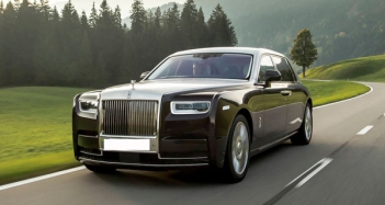 Nguy cơ gián đoạn việc sản xuất siêu xe Rolls-Royce vì Brexit - Chơi Xe
